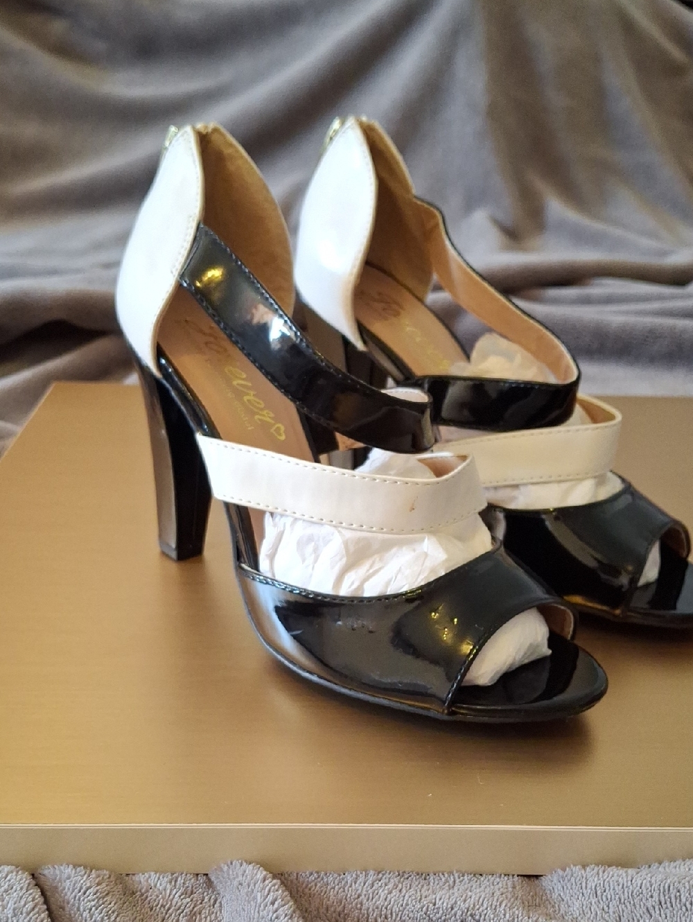 Forever By Paula Abdul Classic Black & White Patent Peep-Toe Heels - Women